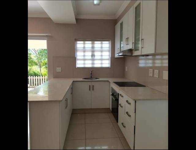 3 BEDROOM DUPLEX FOR SALE IN MOUNT EDGECOMBE